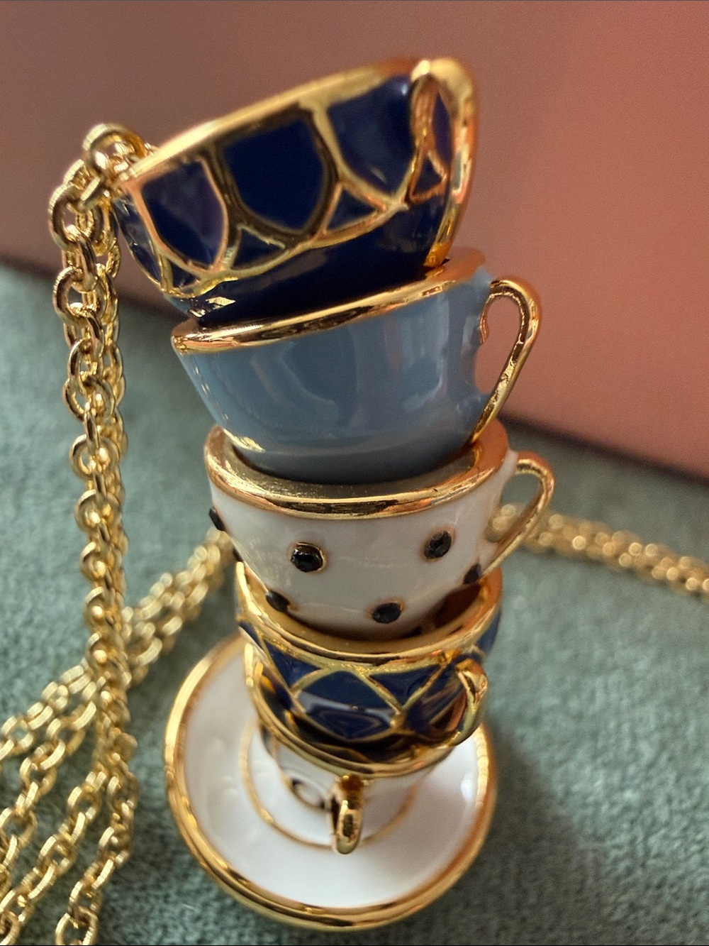 Kate Spade |♠️|Gold Plated Stacked Teacup Pendant Necklace | Blue - Picture 3 of 4
